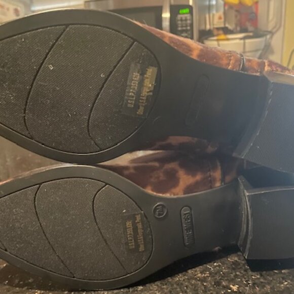 WOMENS BOOTIES - Picture 2 of 4